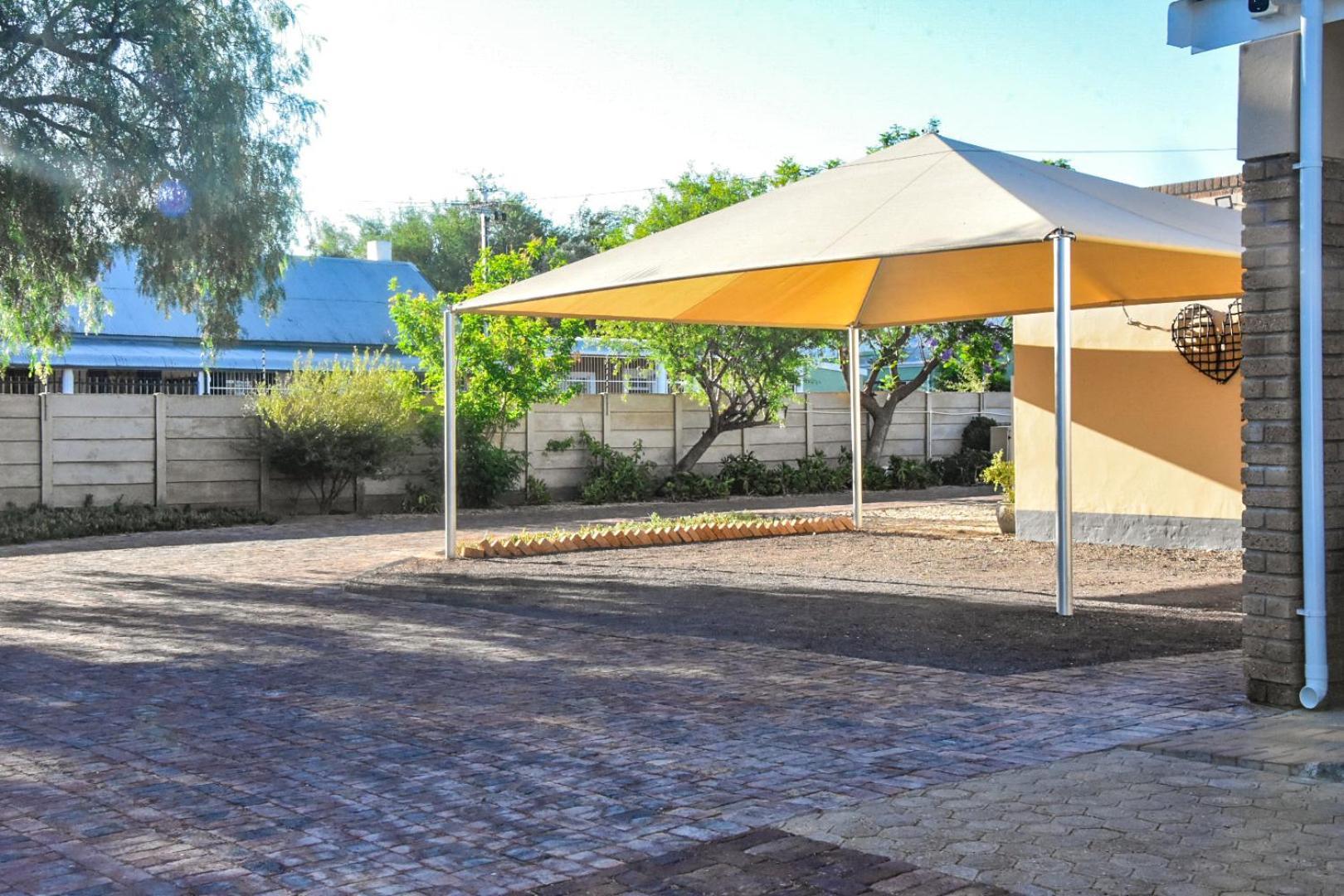 Apartamento En Route Beaufort West Exterior foto