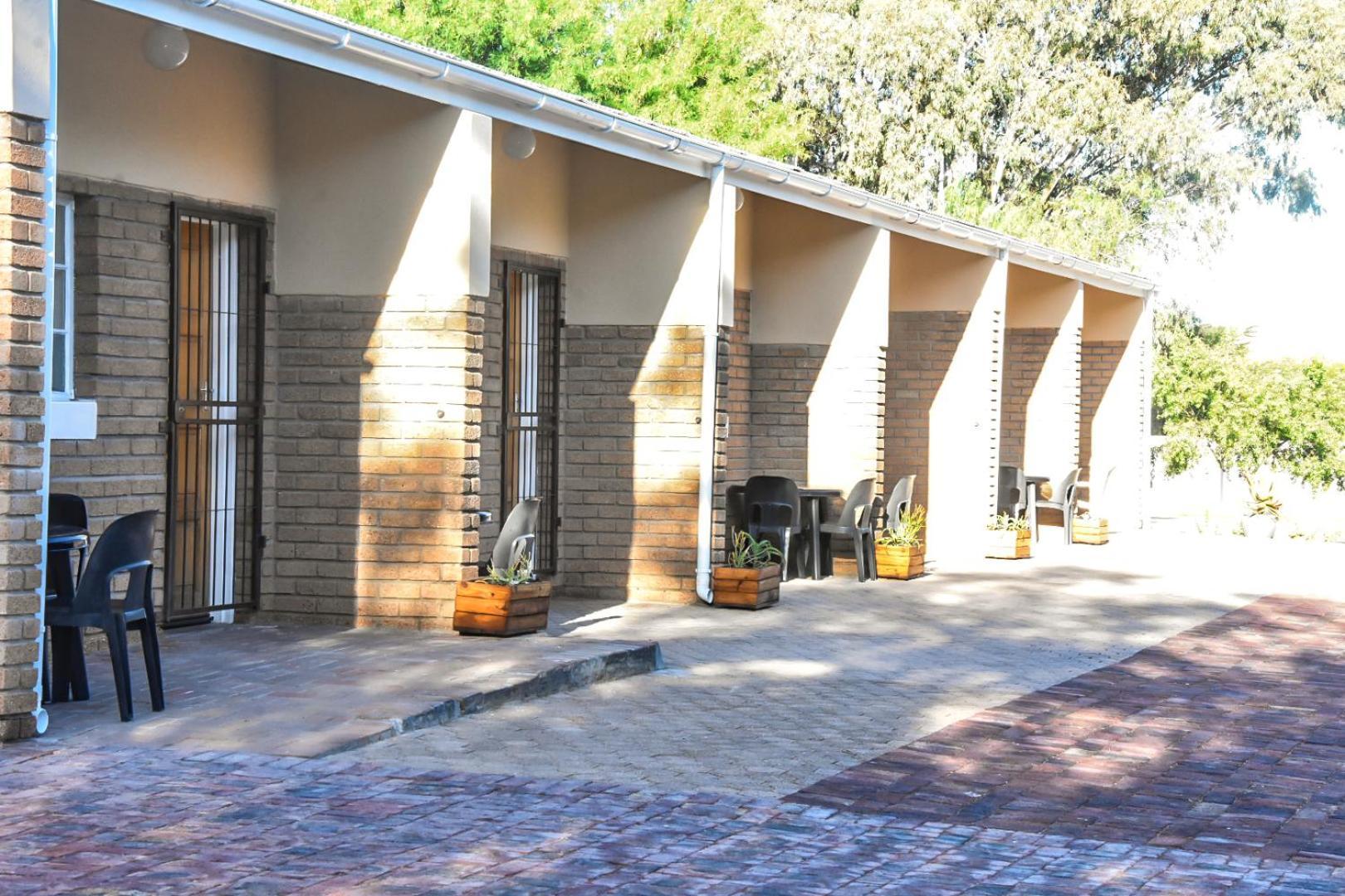 Apartamento En Route Beaufort West Exterior foto